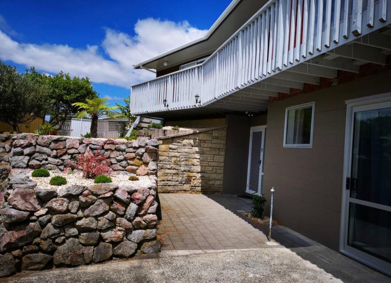 Spacious Utuhina Holiday House Rotorua Exterior photo