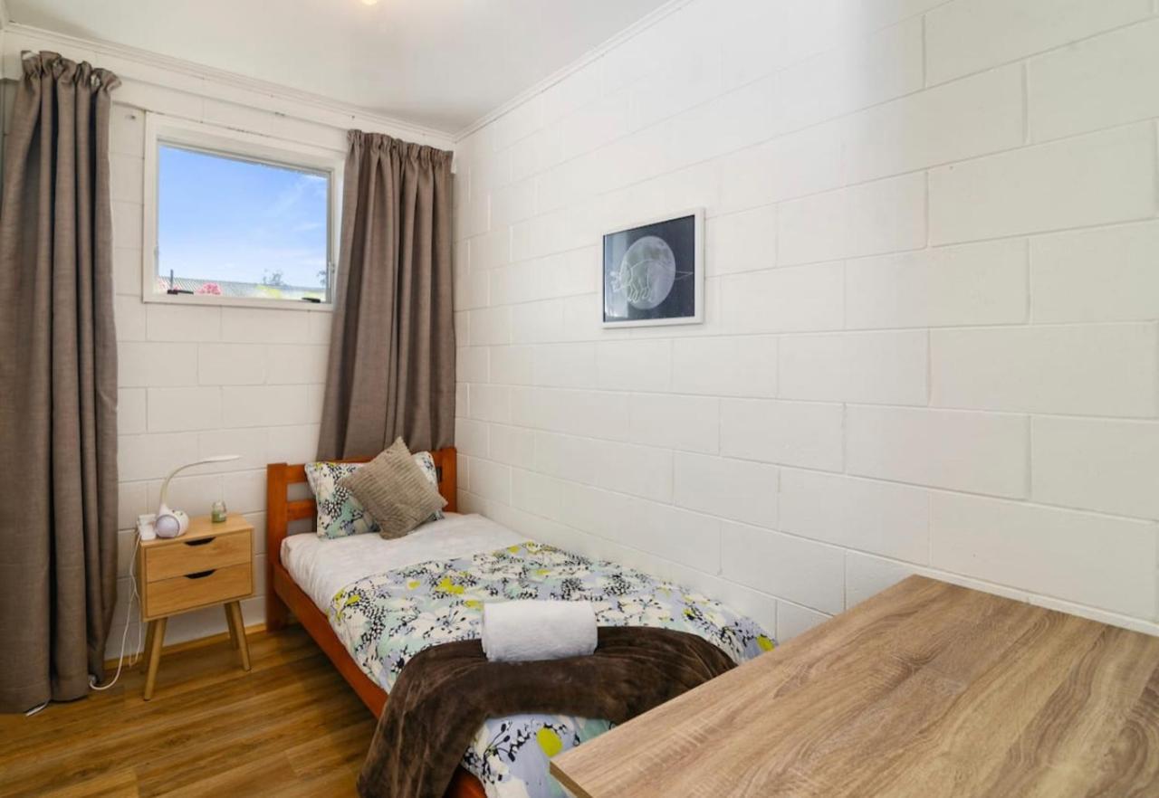 Spacious Utuhina Holiday House Rotorua Exterior photo